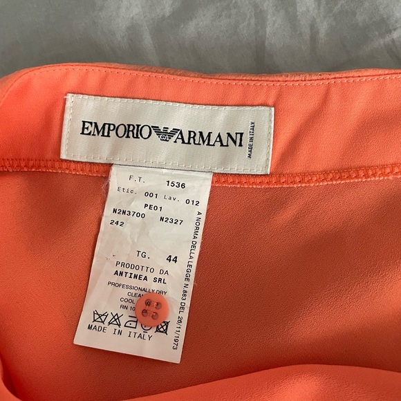 ARMANI ( rip) Vintage Silk Skirt - Picture 10 of 11